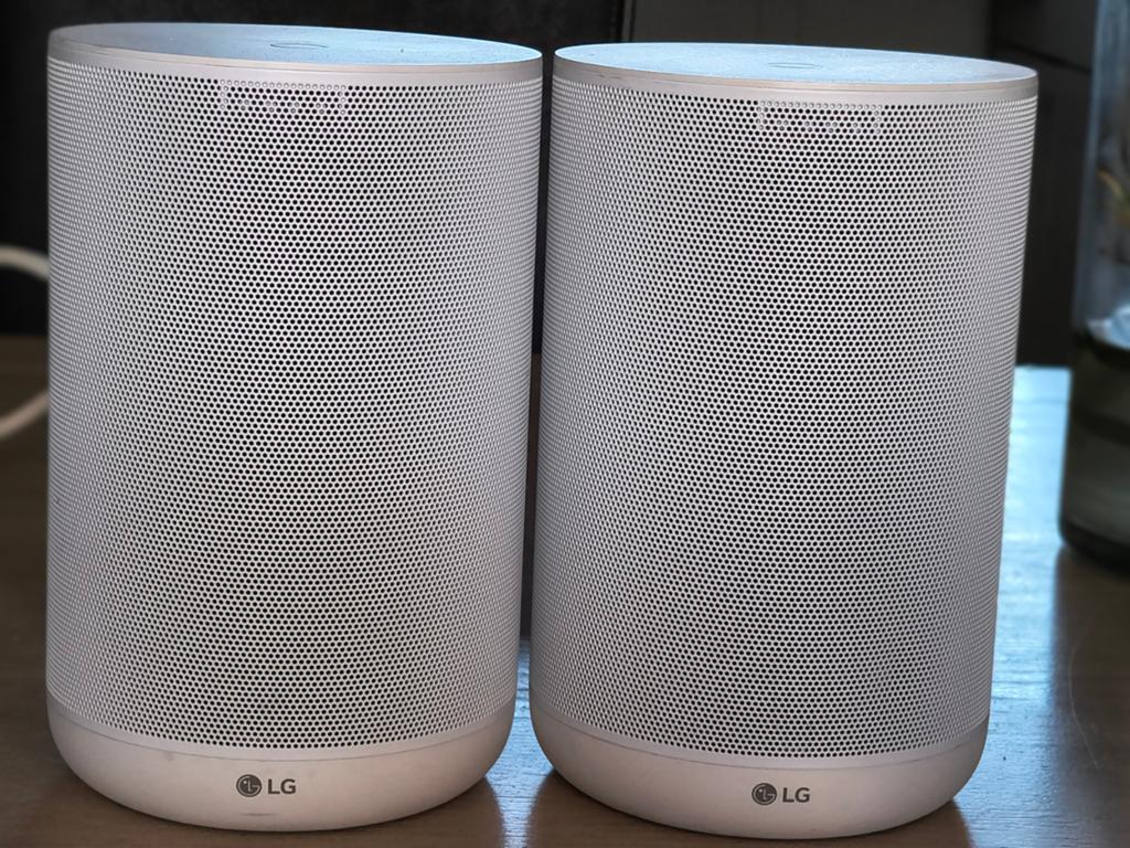 LG WK7 Speaker set met Google Assistant (2 stuks), Audio, Tv en Foto, Luidsprekers, Zo goed als nieuw, Front, Rear of Stereo speakers
