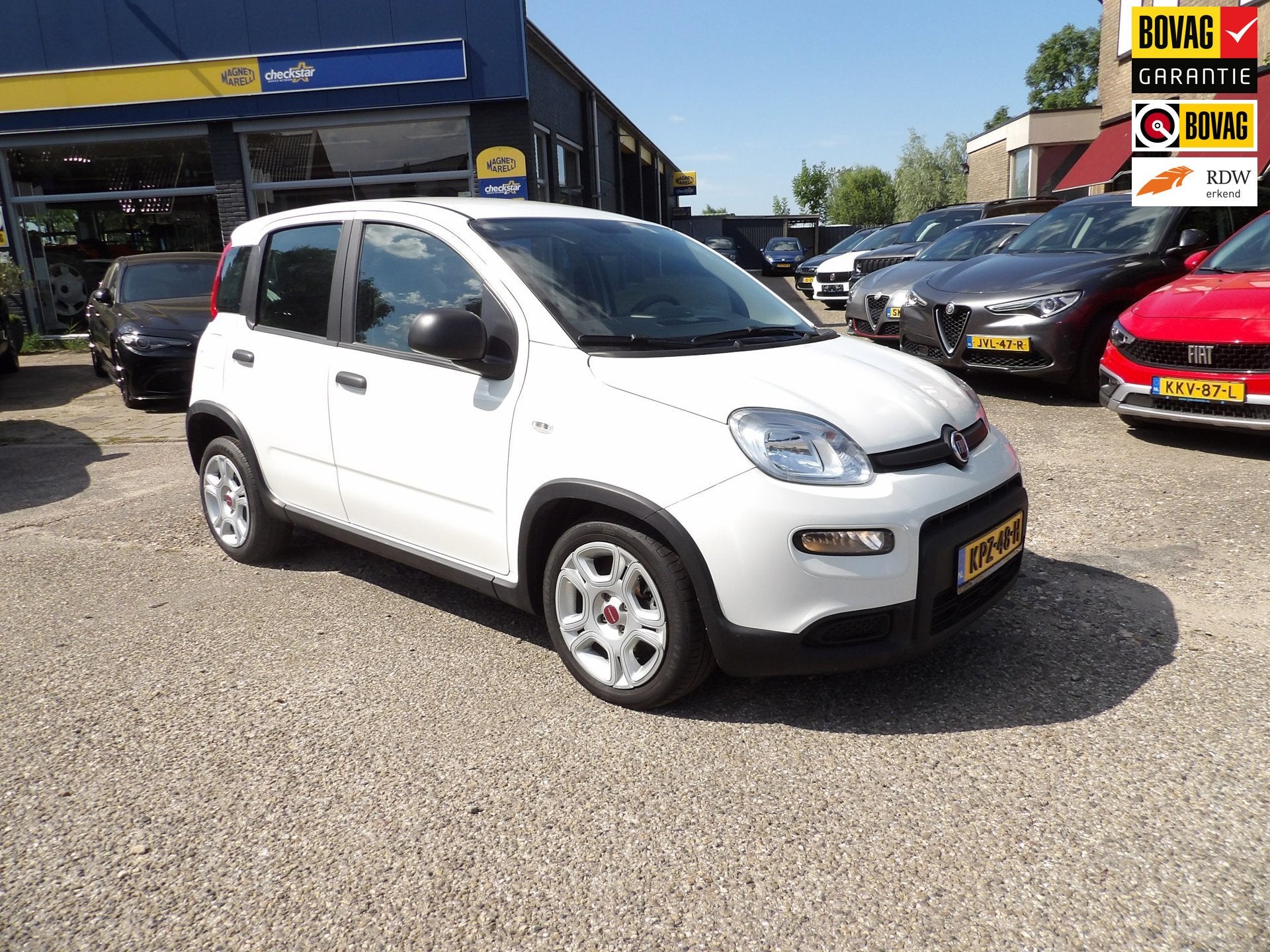 Fiat Panda 1.0 Hybrid Urban / Airco / Rijklaarprijs, 12 maanden, Stof, Gebruikt, Zwart