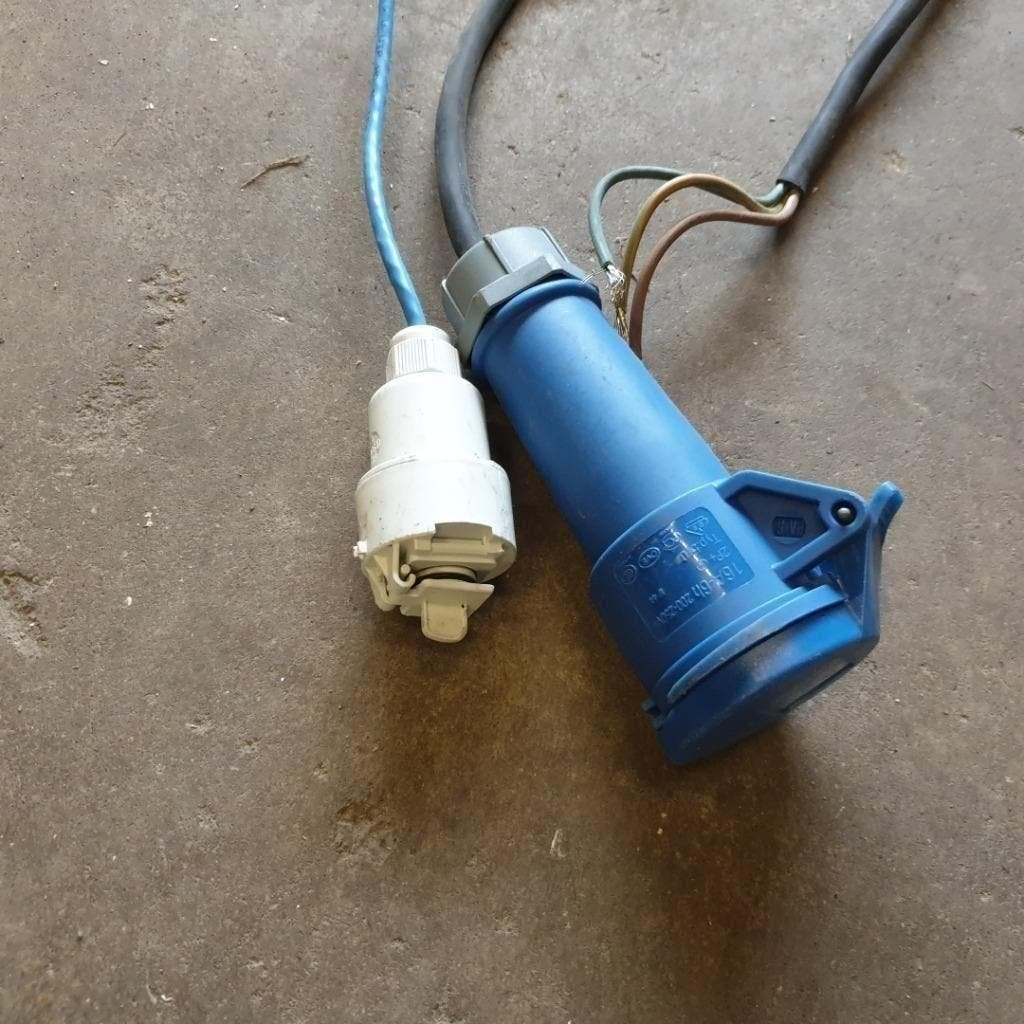 10 m verlengkabel met UTP en elektra met trekontlasting, Ophalen of Verzenden, Gebruikt