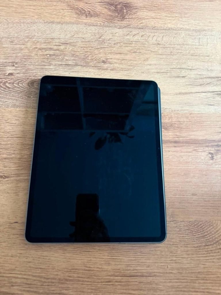Apple iPad Air 13 inch M3 (2025) 256GB met keyboard ZGAN, Ophalen, Minder dan 100 cm, Overige soorten, Zomer
