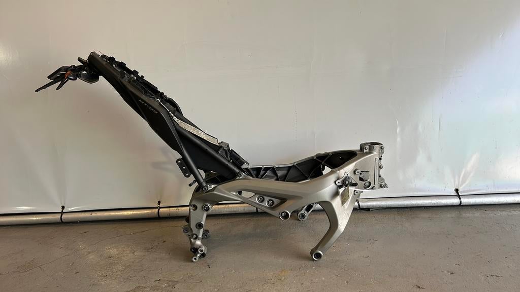 Frame Yamaha MT 09 2014 RN29 (NL), Ophalen, Gebruikt