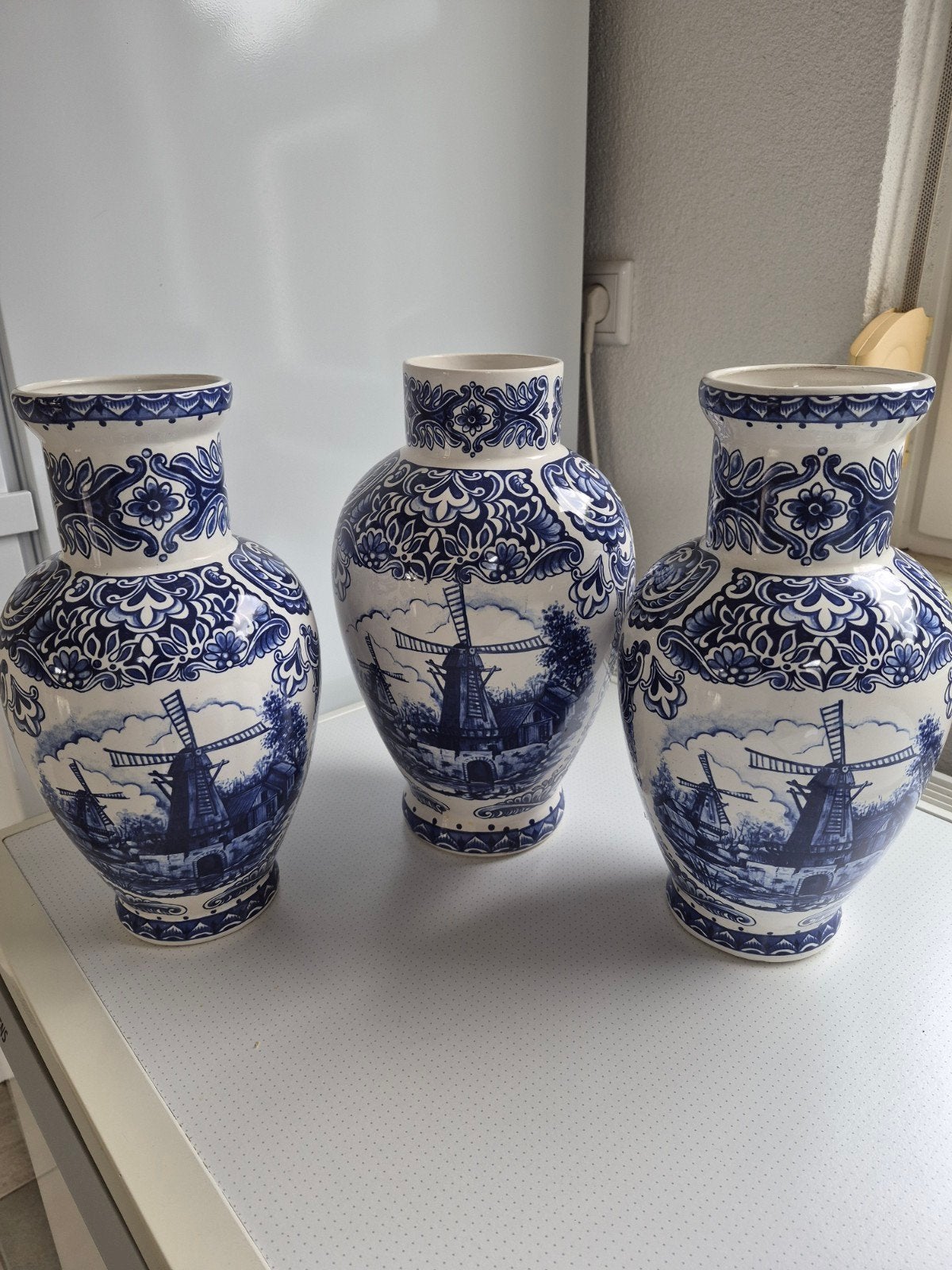 Set van 3 Delfts blauwe vazen met molen decoratie, Ophalen of Verzenden