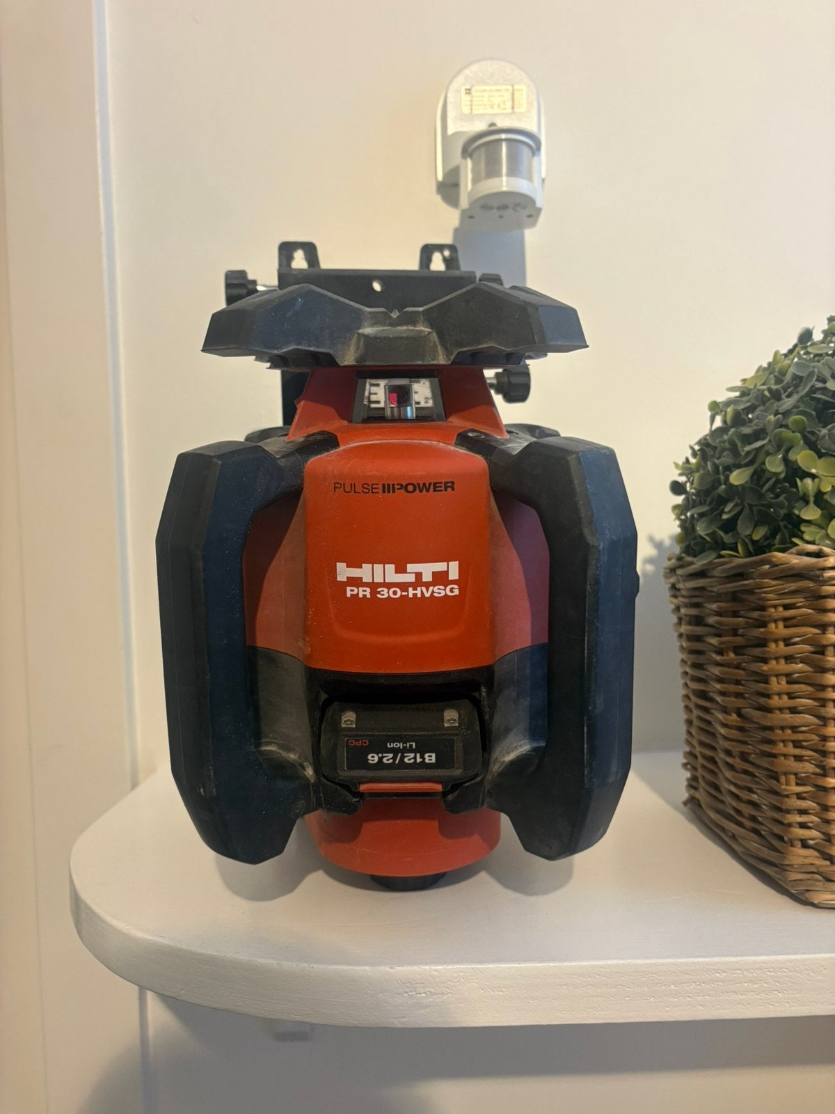 HILTI LASER, Ophalen of Verzenden, Zo goed als nieuw