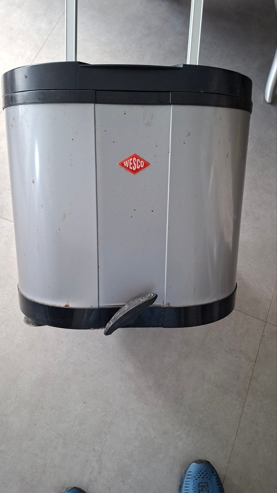 WESCO Afvalemmers 4 containers = hygiënisch afval scheiden !, Ophalen, Kunststof