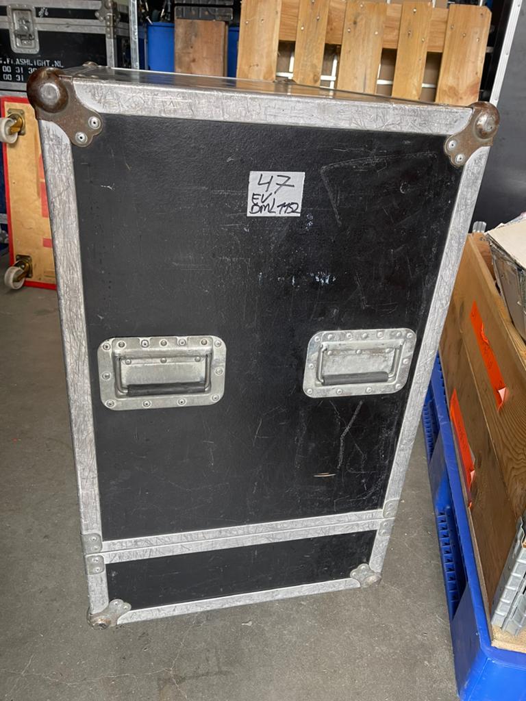 SPEAKERCASE voor EV 1152 Toppen 15inch 84x46cm 16+62cm Hoog, Ophalen, Gebruikt, Overige instrumenten, Flightcase