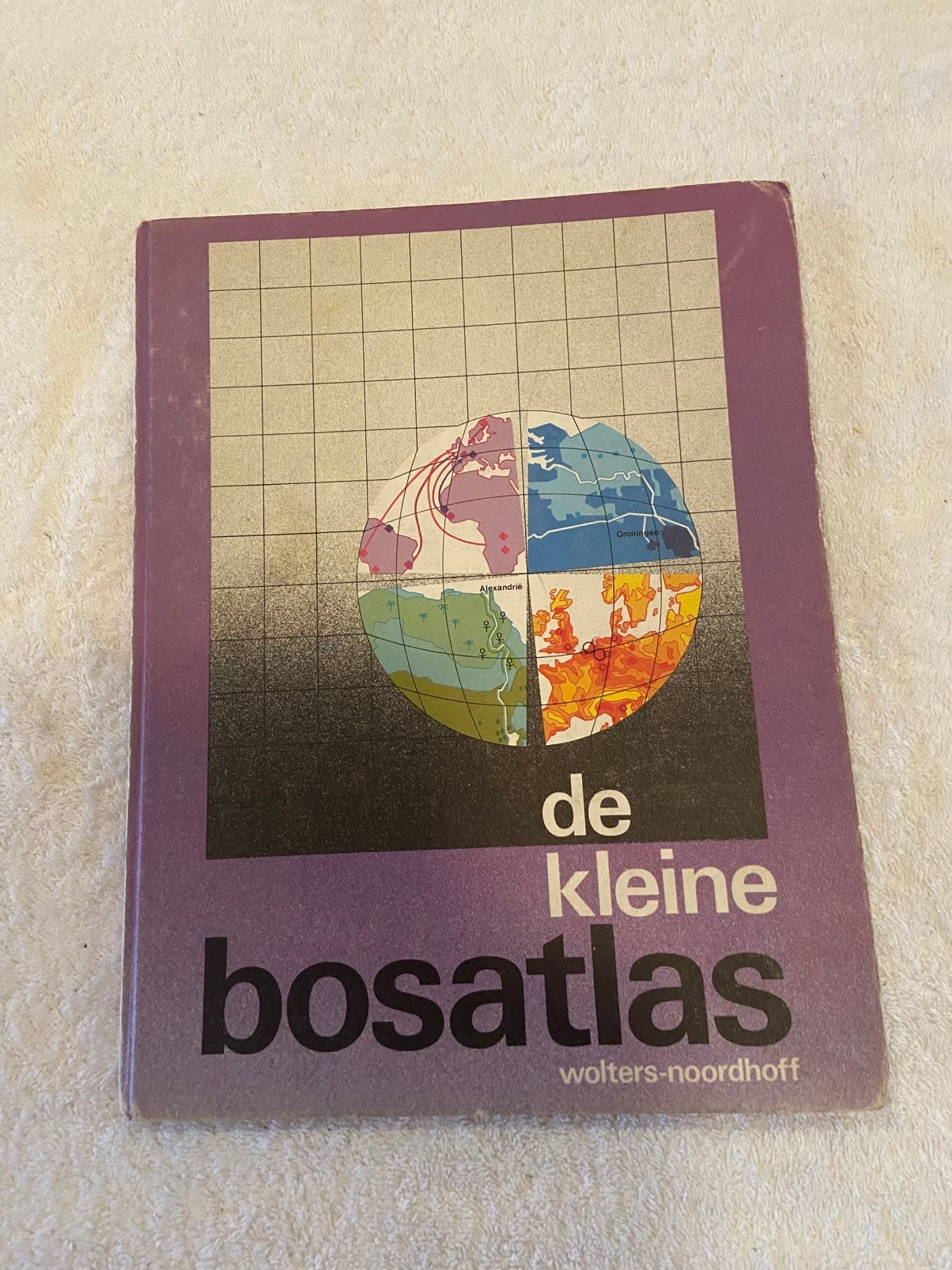 De kleine bosatlas wolters noordhoff, Boeken, Ophalen of Verzenden, 1800 tot 2000, Nederland, Landkaart