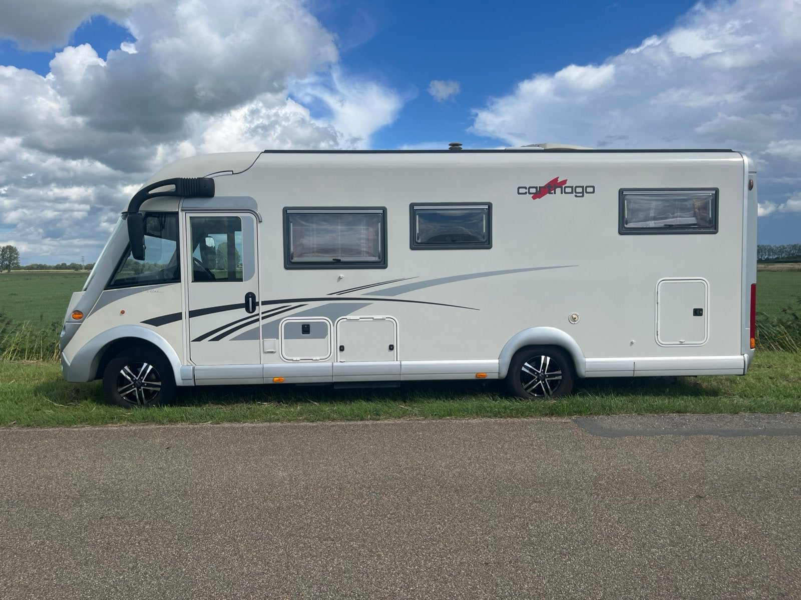 Carthago chic c line 4.9 bj 2011 sterke 3.0 L met 76000 km, Caravans en Kamperen, Integraal, Ringverwarming, Fiat, Carthago