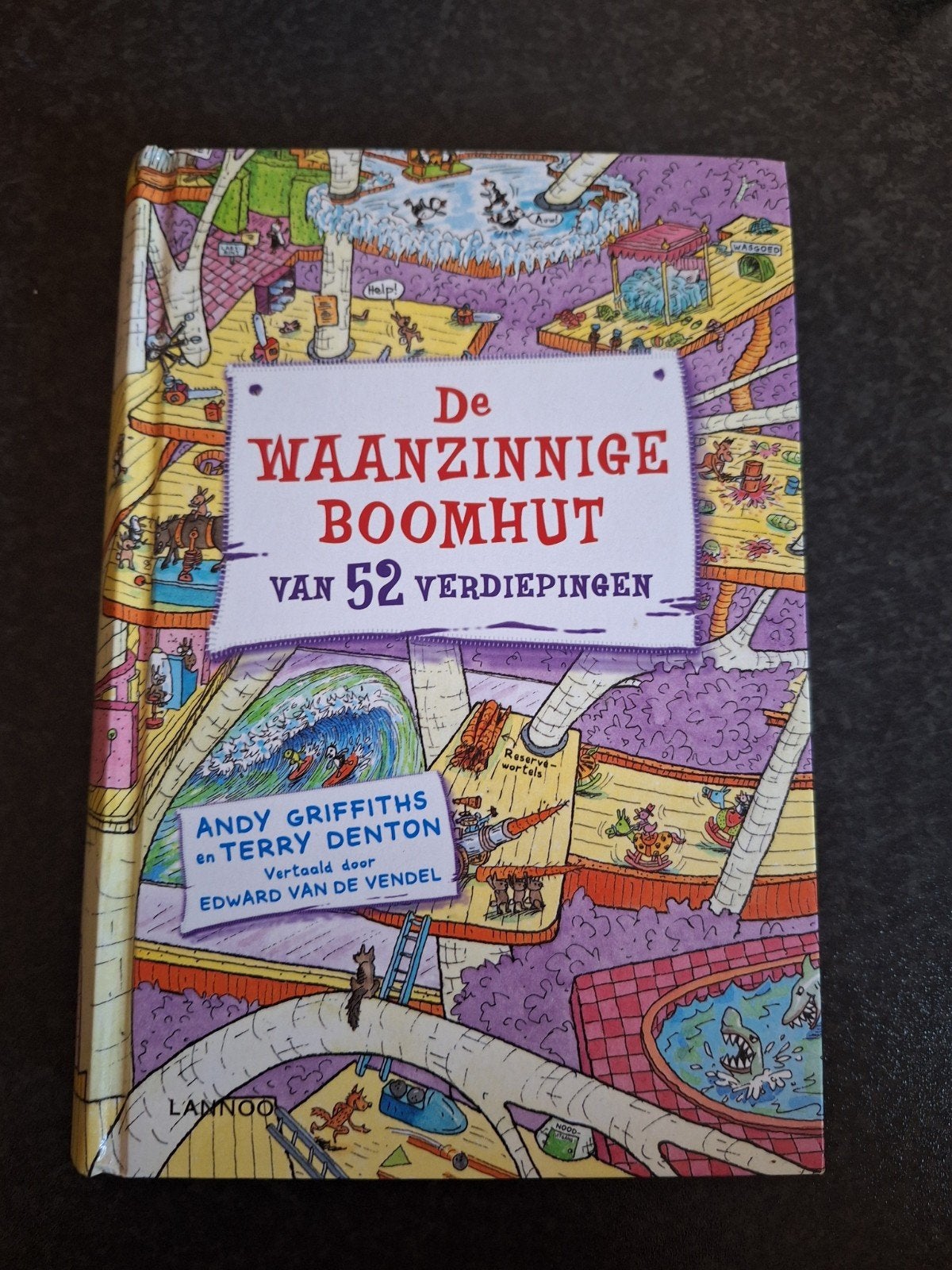 De Waanzinnige Boomhut van 52 Verdiepingen - Andy Griffiths, Ophalen of Verzenden, Zo goed als nieuw, Andy Griffiths, Fictie algemeen