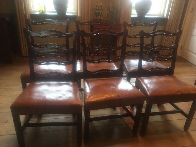 Chippendale stoelen 6 plus armstoel, Ophalen