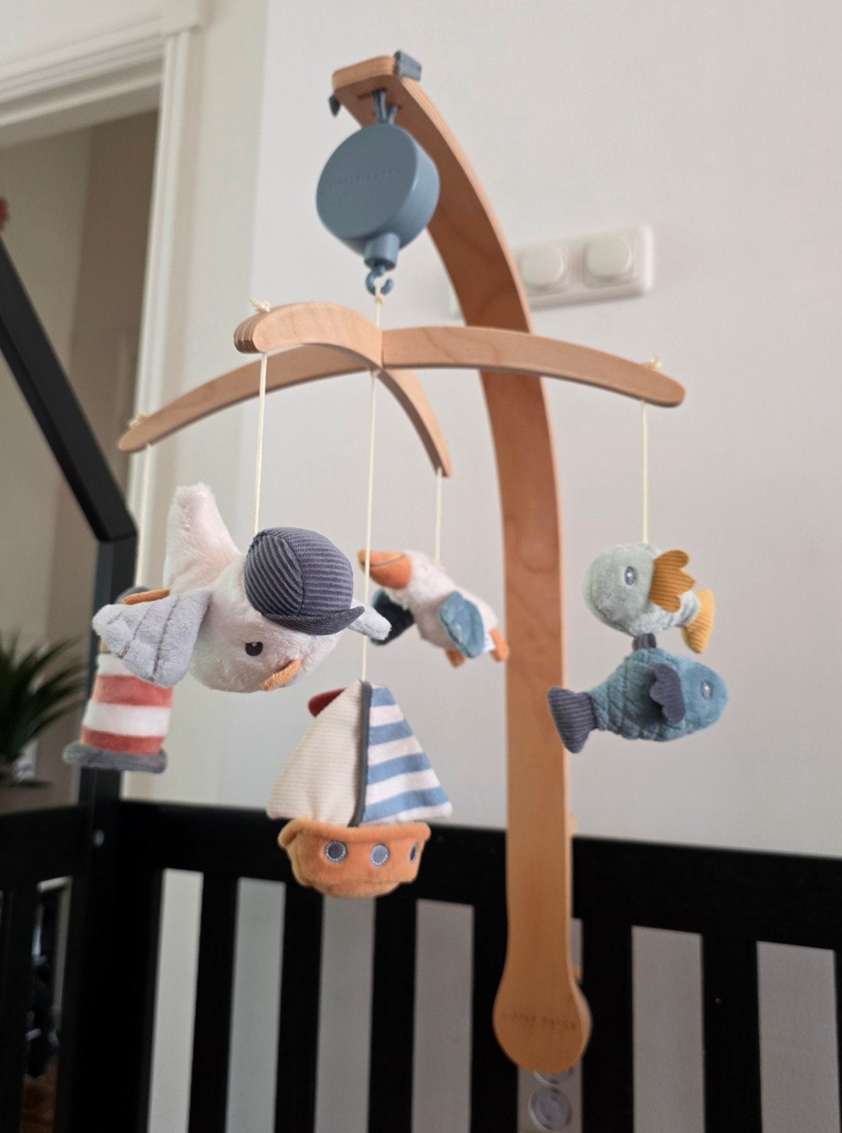Super schattige baby mobiel - Strandthema met muziekje, Ophalen, Zo goed als nieuw, Mobiel, Met geluid