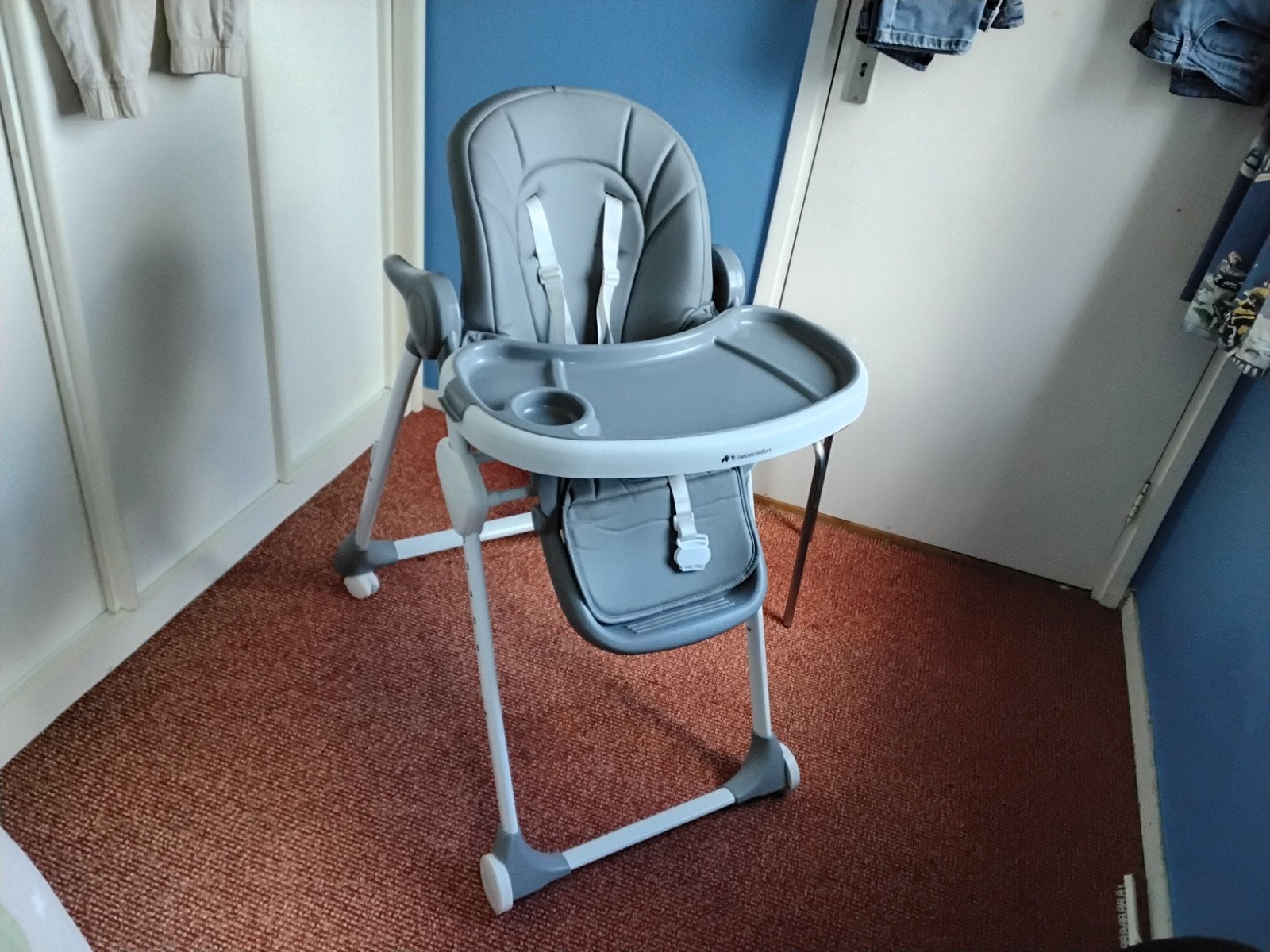 Kinderstoel bebeconfort en autostoeltje., Kinderen en Baby's, Kinderstoelen, Ophalen, Zo goed als nieuw, Overige typen, Stoelverkleiner