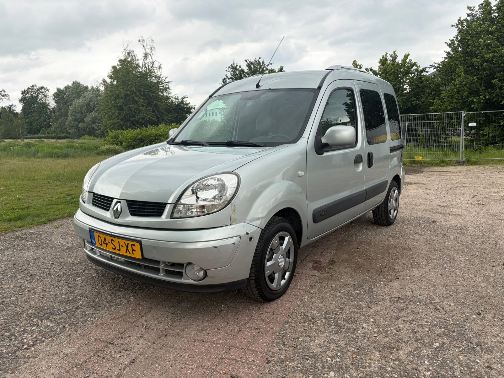Renault Kangoo 1.6 16V Expr 2006 Grijs Benzine Airco Nap, 49 €/maand, Origineel Nederlands, Bedrijf, Handgeschakeld
