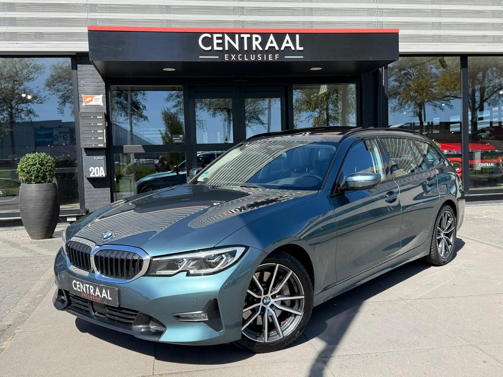 BMW 3-serie Touring 330i High Exe Pano|Leder|Harman&Kardon|M, Auto's, Automaat, 1998 cc, Gebruikt, 4 cilinders