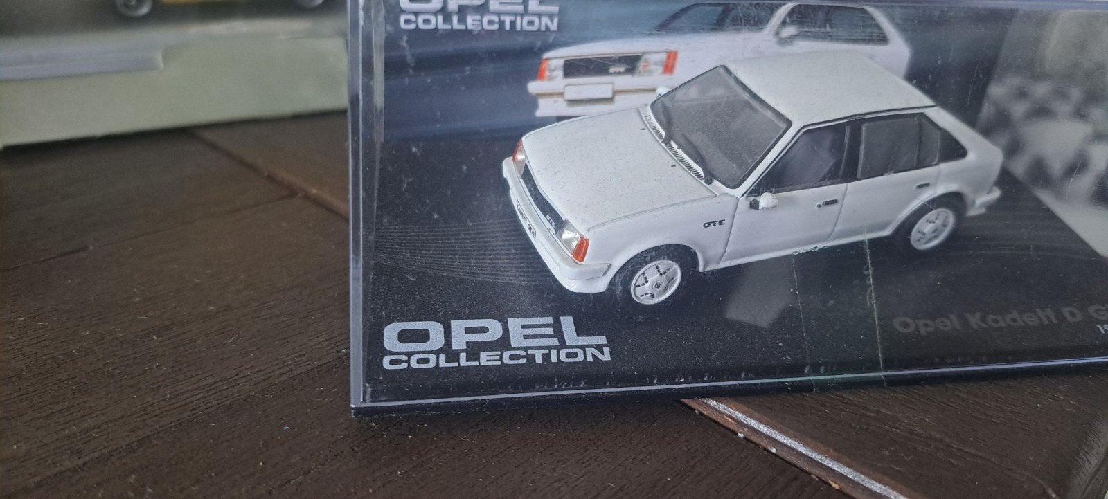 kadett d gte, Ophalen of Verzenden