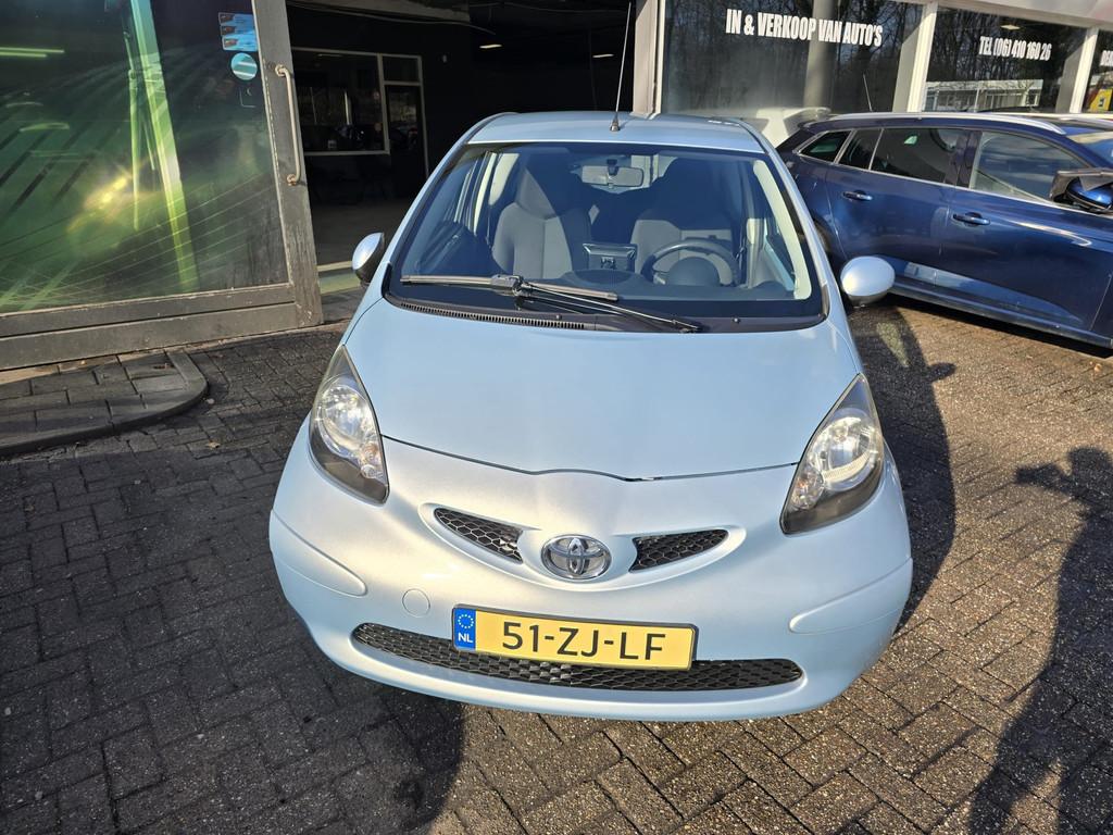 Toyota Aygo 1.0-12V + | AUTOMAAT | 2E EIGENAAR | 12MND GARAN, Stof, 68 pk, Origineel Nederlands, Bedrijf