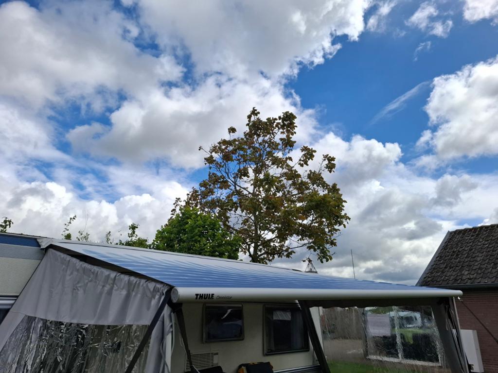 Thule Omnistor 1200 Zakluifel 330x220m - Perfecte staat!, Caravans en Kamperen, Voortenten en Luifels, Ophalen, Zo goed als nieuw