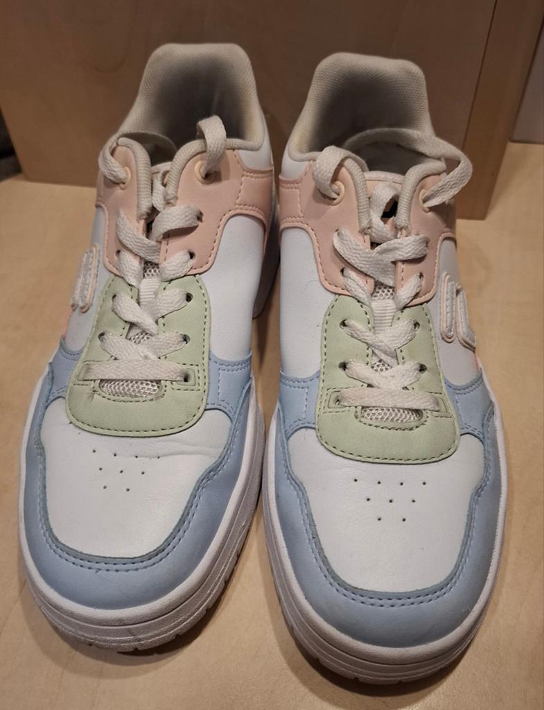 Fila Sneakers Maat 37 - Zo goed als nieuw, Ophalen, Wit, Fila, Sneakers of Gympen