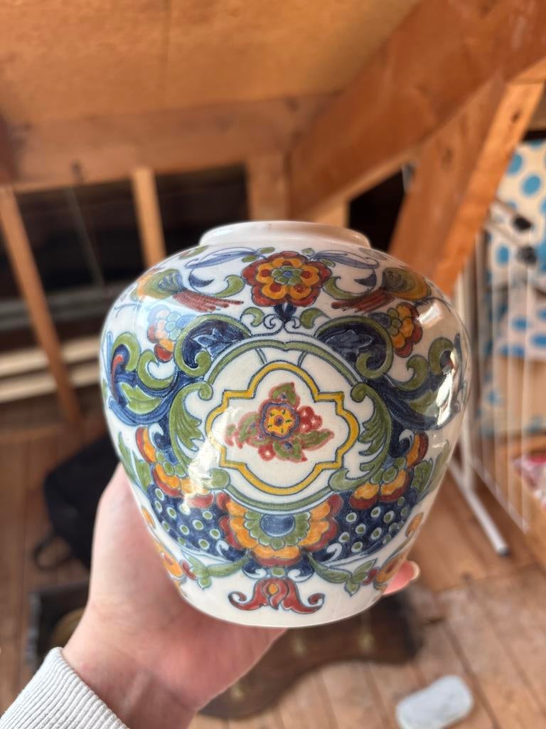 Antieke Makkum vaas met bloem- en vogeldecoratie, Antiek en Kunst, Ophalen