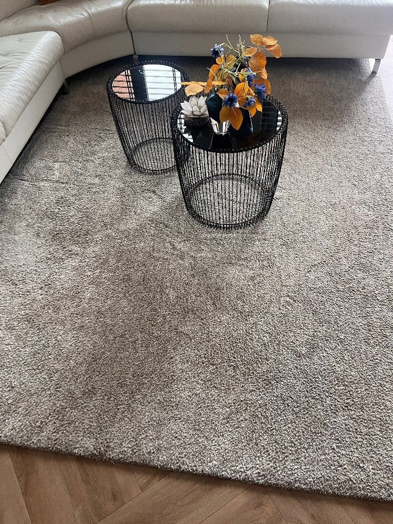 Hoogpolig vloerkleed in taupe kleur, Ophalen, Modern, Comfortabel, Vierkant, 200 cm of meer