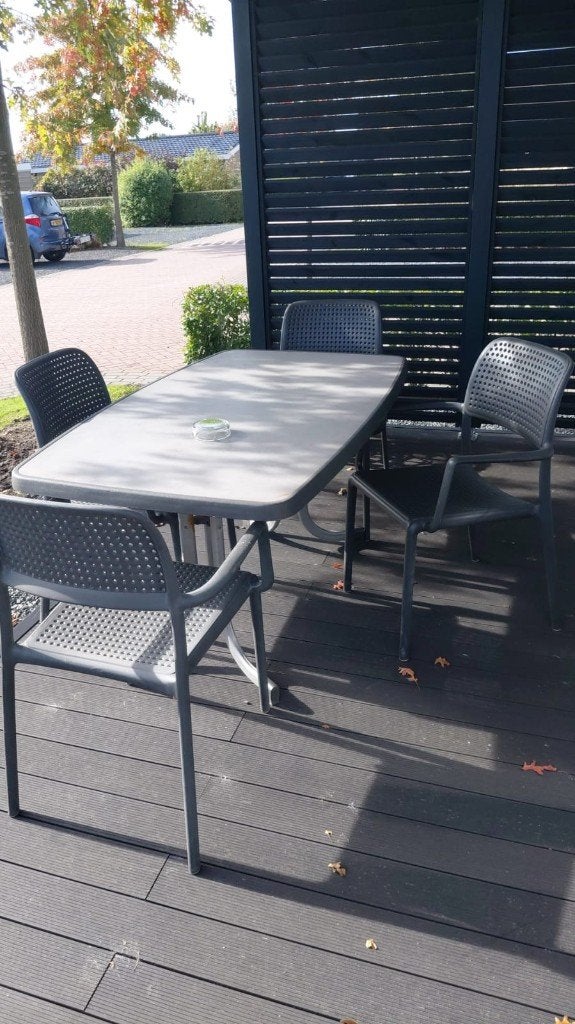 Buiten tafel 150x85x75 en 4 stoelen, Tuin en Terras, Ophalen, 4 zitplaatsen, Kunststof, Gebruikt