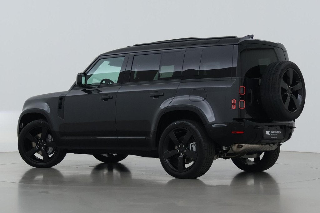 Land Rover Defender 2.0 P300e 110 X-Dynamic HSE | FACELIFT |, Auto's, Land Rover, Automaat, Gebruikt, 4 cilinders, 150 min