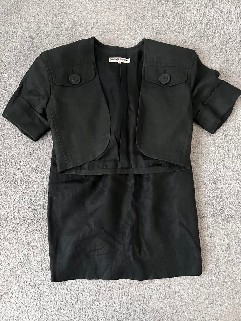 Saint Laurent jas en rok set origineel!, Maat 38/40 (M), Kostuum of Pak, Zwart, Ophalen of Verzenden