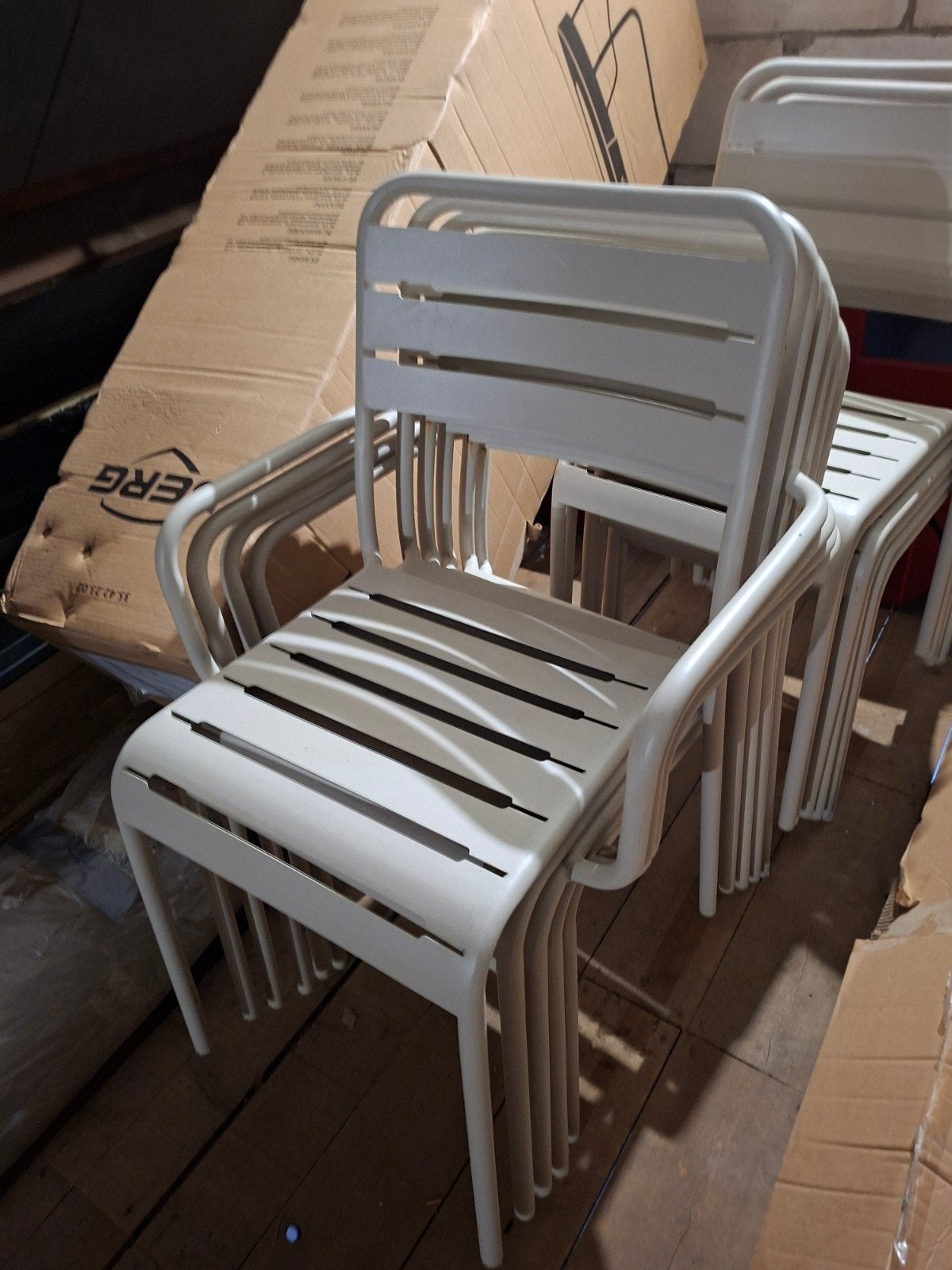 12x ijzeren tuinstoelen, 6x met leuning en 6x zonder leuning, Ophalen, Zo goed als nieuw, Metaal, Stapelbaar