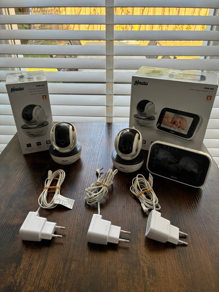 Alecto DVM201 Babyfoon+EXTRA Cam (DVM200). Set voor 2 kamers, Ophalen of Verzenden, Gebruikt, 100 tot 250 meter, Camera