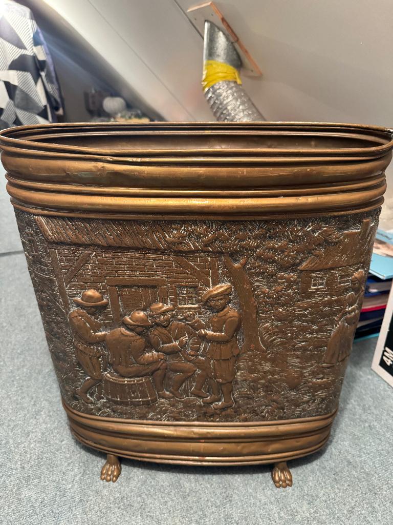 Koperen/bronskleurige cachepot of jardinière, Ophalen