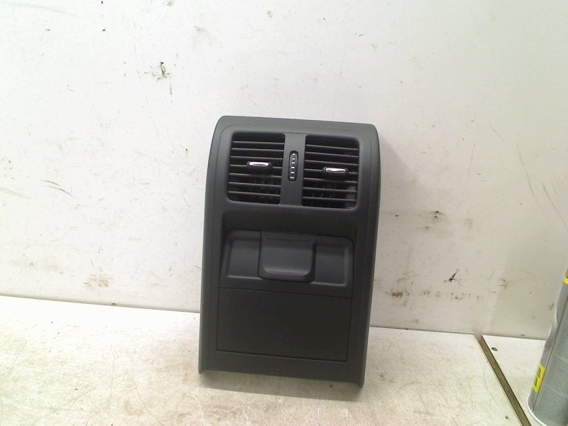 Luchtrooster middenconsole achterkant CC (358) 2015, Gebruikt, Volkswagen, Volkswagen AG, Kundenbetreuung@volkswagen.de