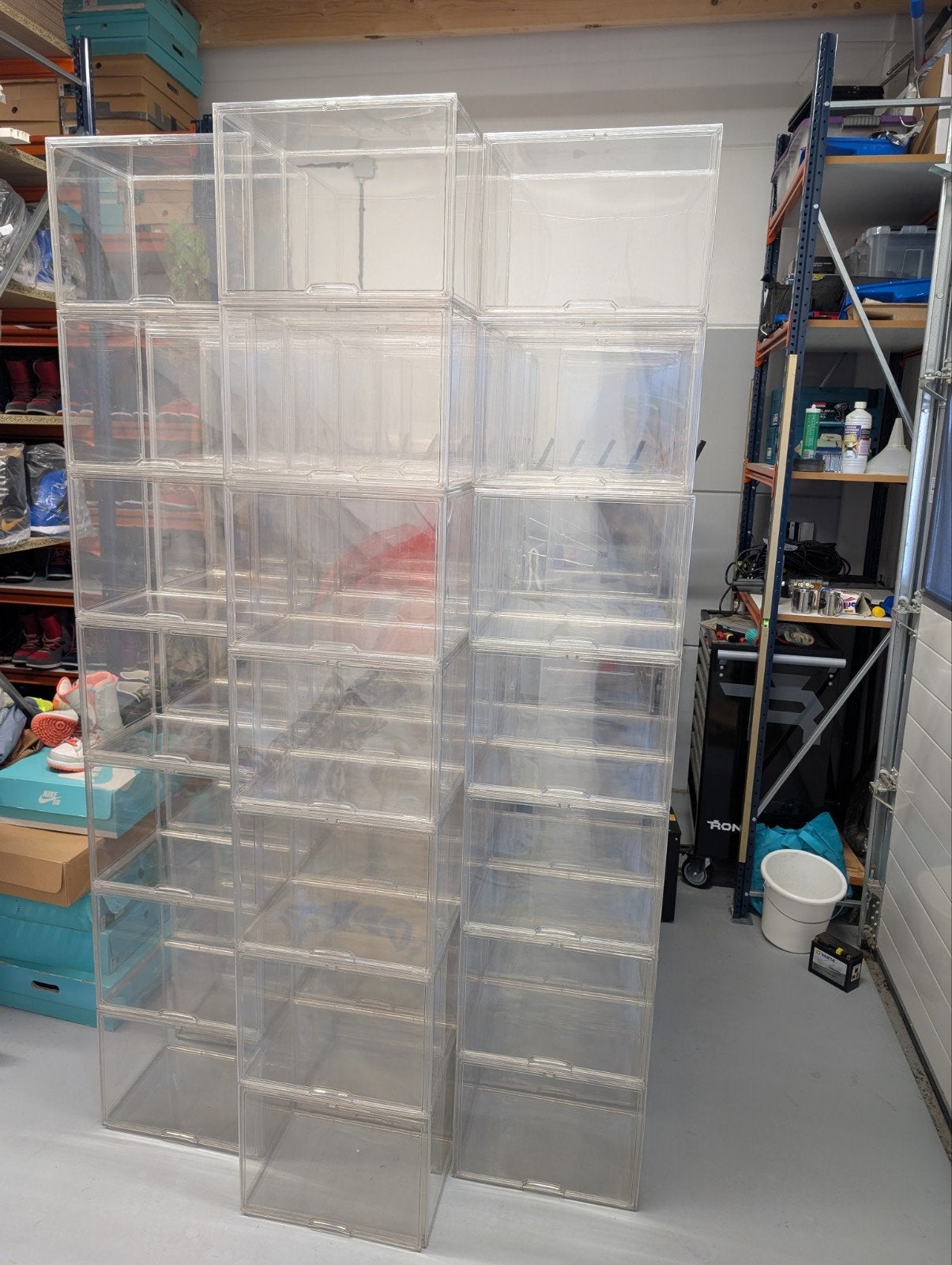 display boxen met deur voor lego, sneaker, motorhelm ect, Ophalen of Verzenden