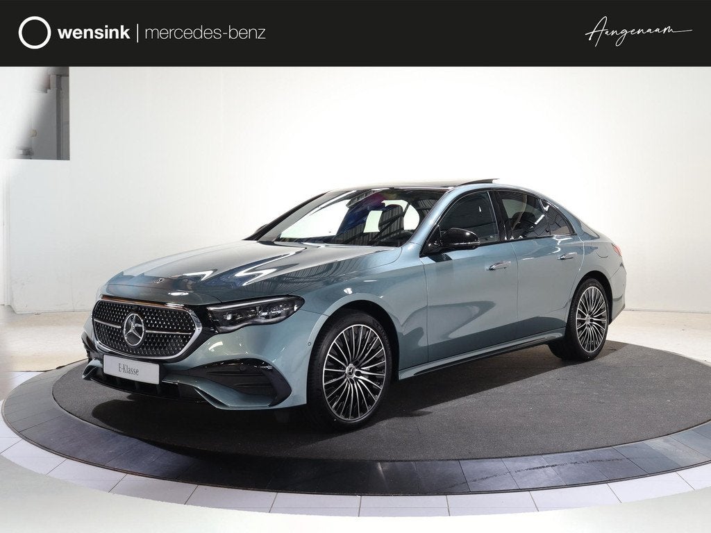 Mercedes-Benz E-Klasse 300e Sport Edition | Panoramaschuifda, Auto's, Mercedes-Benz, Automaat, Achterwielaandrijving, 4 cilinders