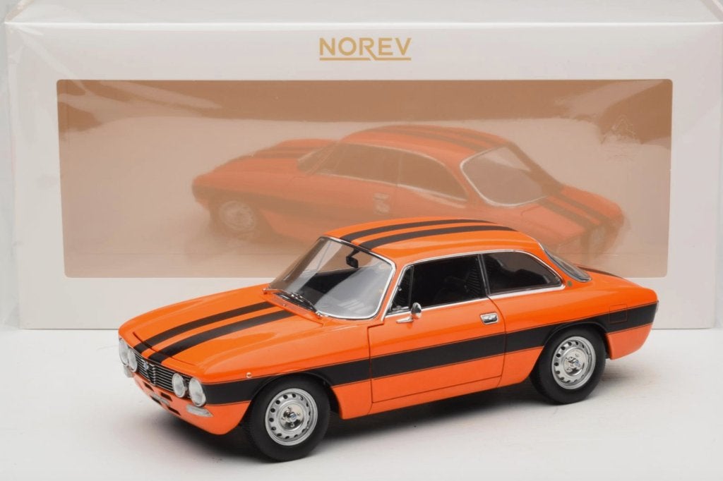 Alfa Romeo 2000 GTV 1973 Oranje F&F 1/18 NOREV Ref 187918, Verzenden, Nieuw, Auto, Norev