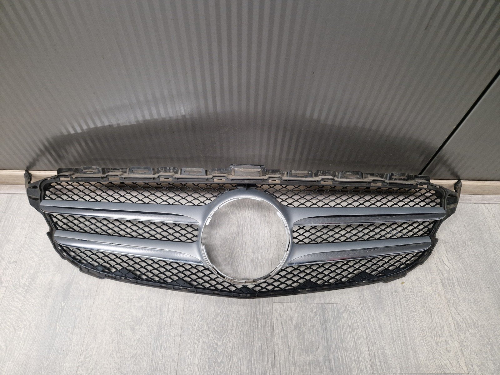 Grille Mercedes C-Klasse W205 2016 origineel, Ophalen of Verzenden, Gebruikt, Voor, Mercedes-Benz