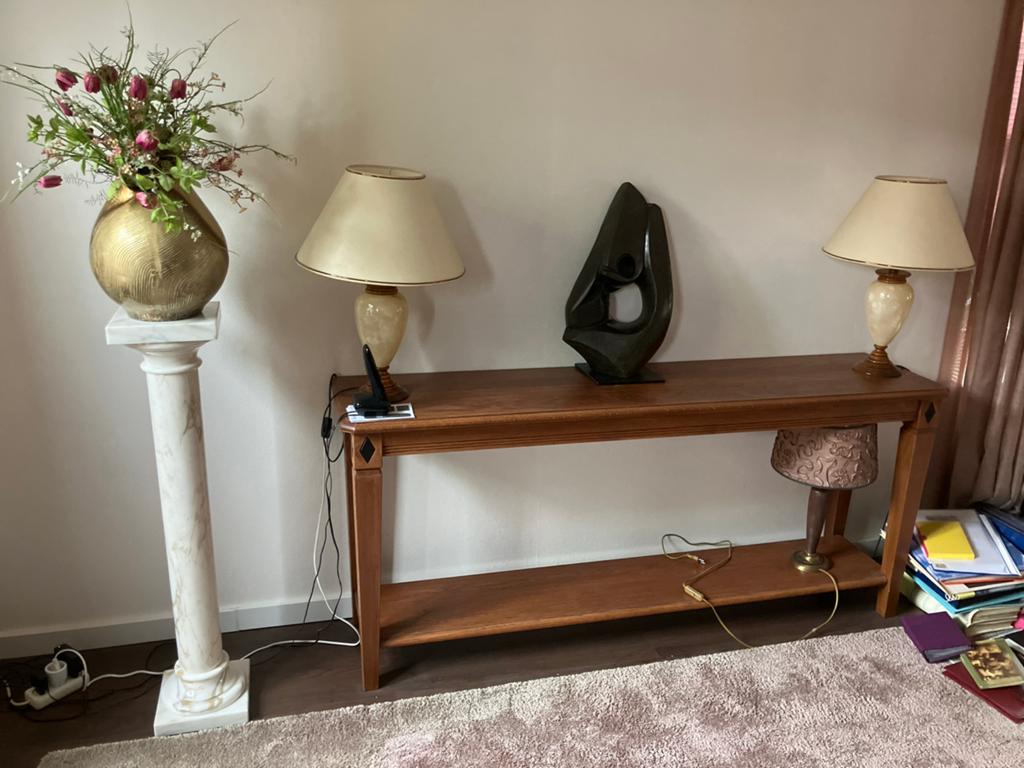 Elegante houten sidetable met opbergplank, Ophalen, Gebruikt, Klassiek, Eikenhout