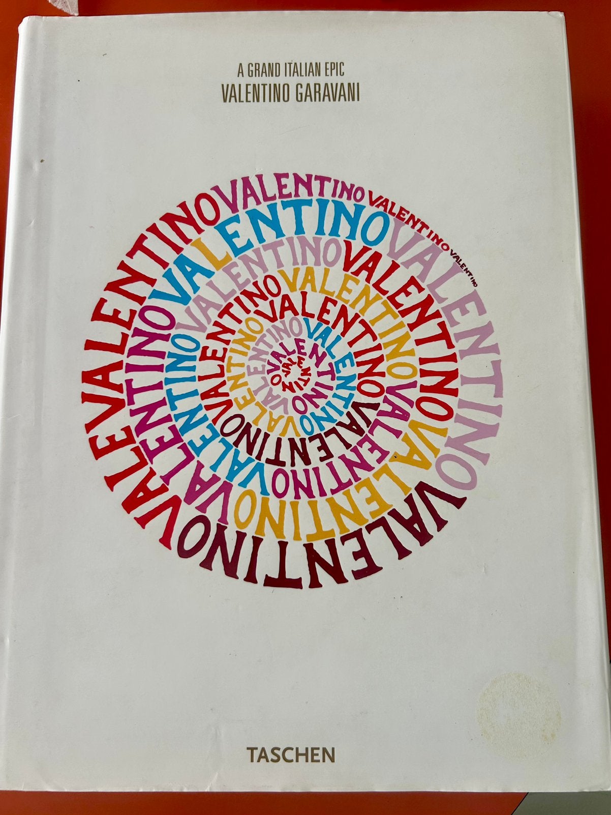 Valentino, history, fashion, shoots, designs Taschen, Boeken, Ophalen, Zo goed als nieuw, Overige onderwerpen