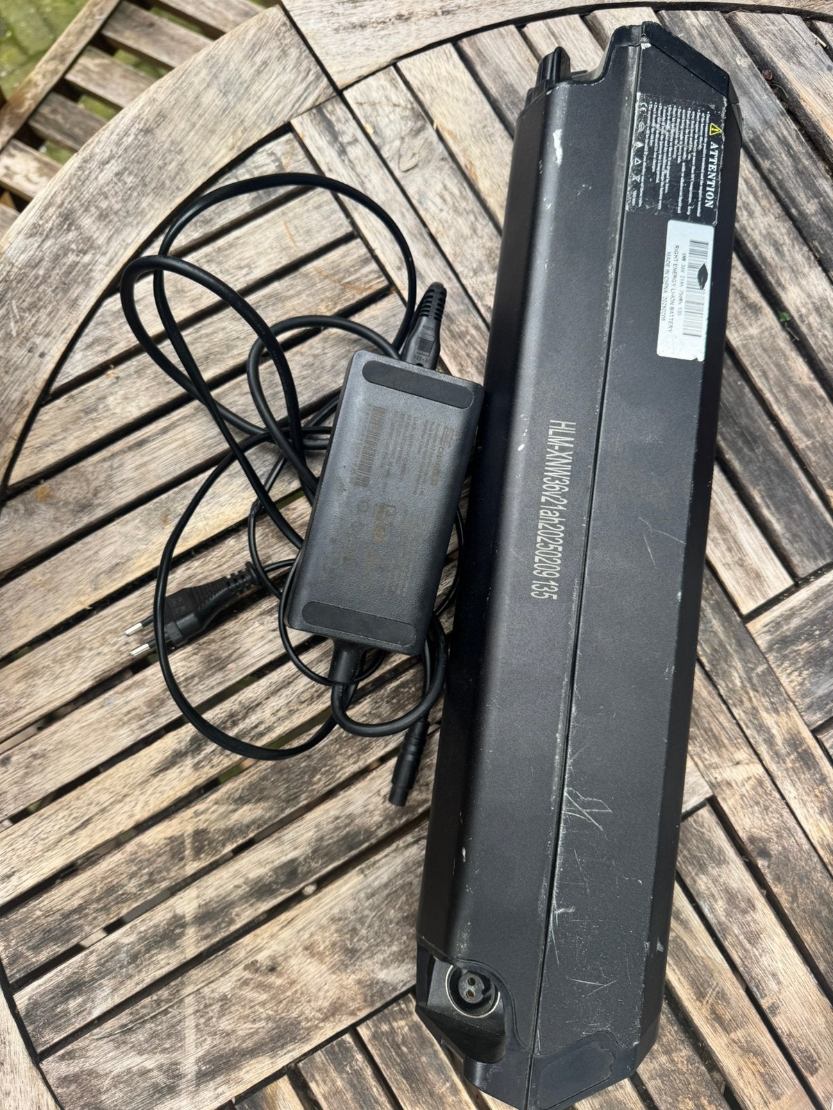 Reention Accu ebike 36v 21ah + accu lader - 756WH