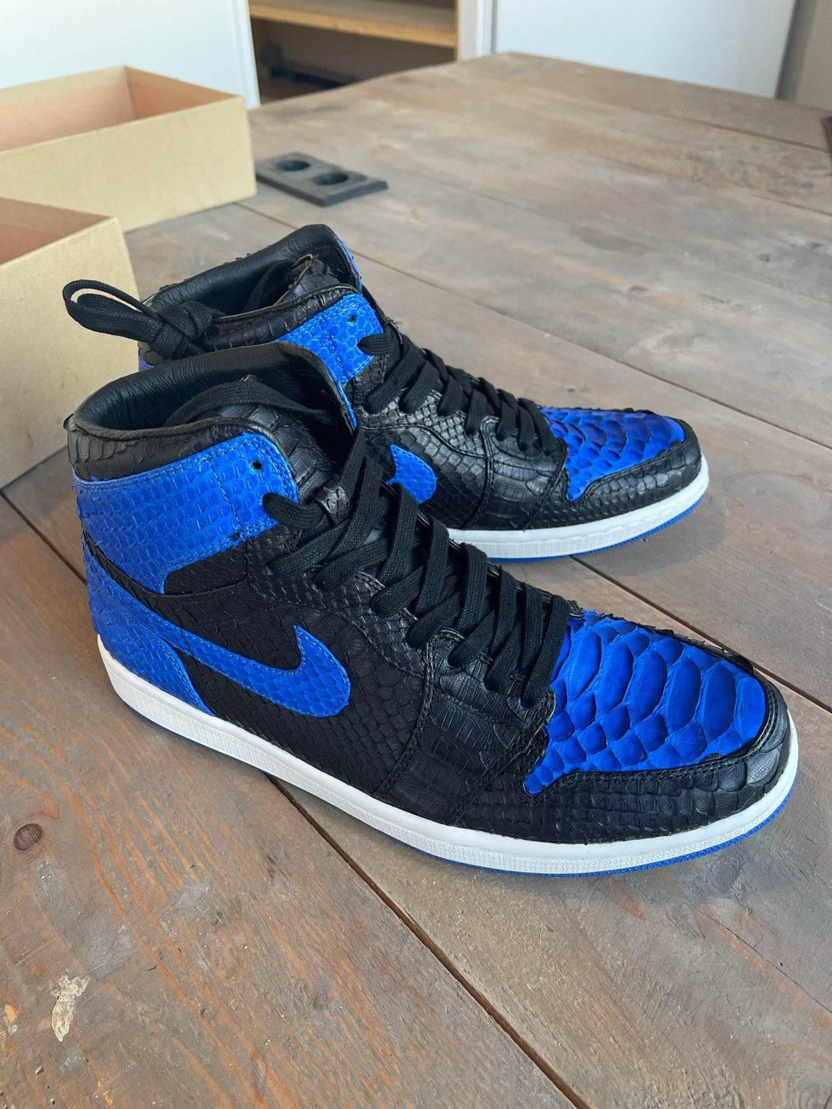 Custom Slangenleer Nike Sneakers - Maat 44 (10 US), Kleding | Heren, Schoenen, Ophalen of Verzenden, Zo goed als nieuw, Blauw