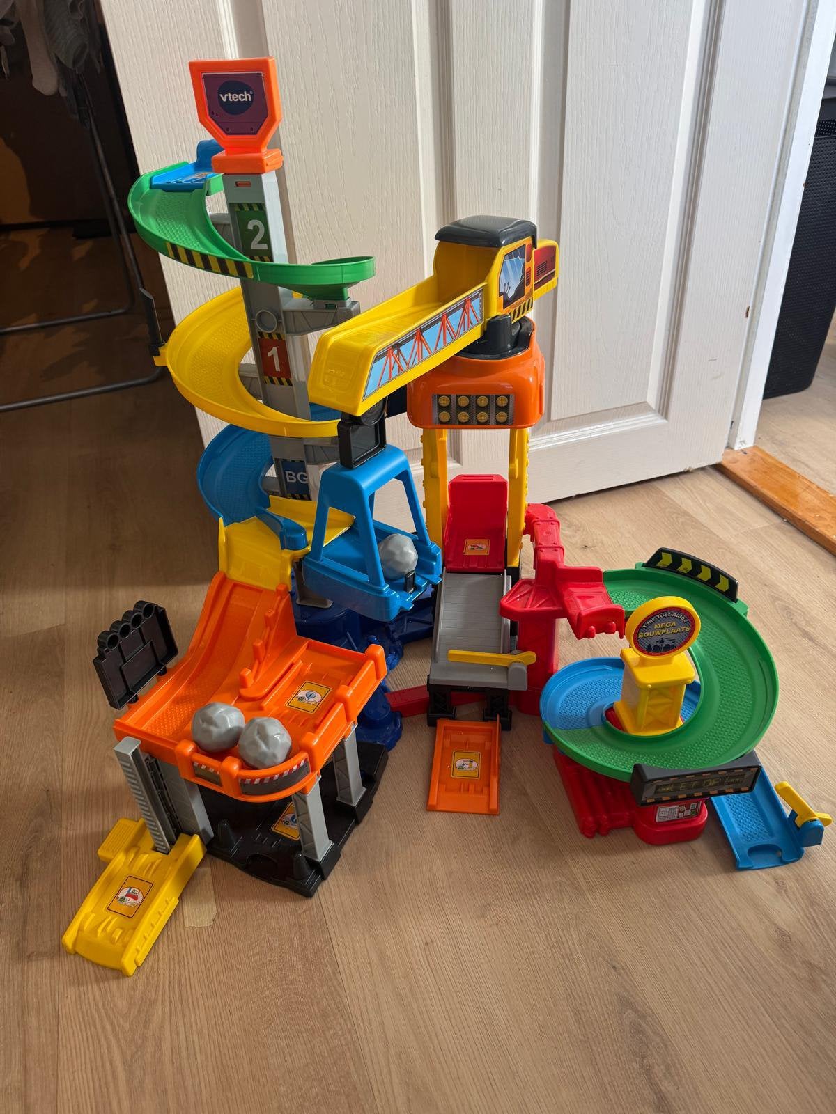 VTech Toet Toet Auto's Mega Bouwplaats Speelset, Ophalen, Zo goed als nieuw, Handmatig, Overige merken
