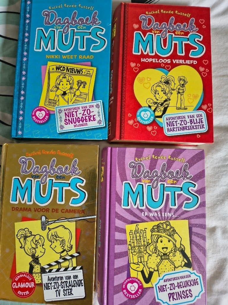 Dagboek van een muts, Ophalen, Zo goed als nieuw, Rachel Renée Russell, Fictie