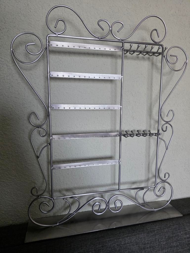 Metalen sieradenrek - Hoogte 50cm, Breedte 40cm, Ophalen of Verzenden, Zo goed als nieuw