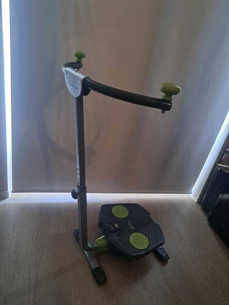 Twist & Shape Fitness Apparaat - Compact en Effectief, Ophalen, Gebruikt