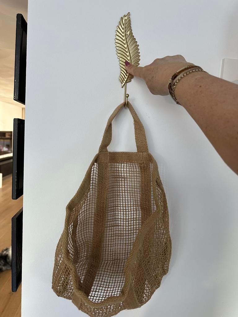 2 leuke goudkleurige haakjes, Ophalen of Verzenden, Nieuw