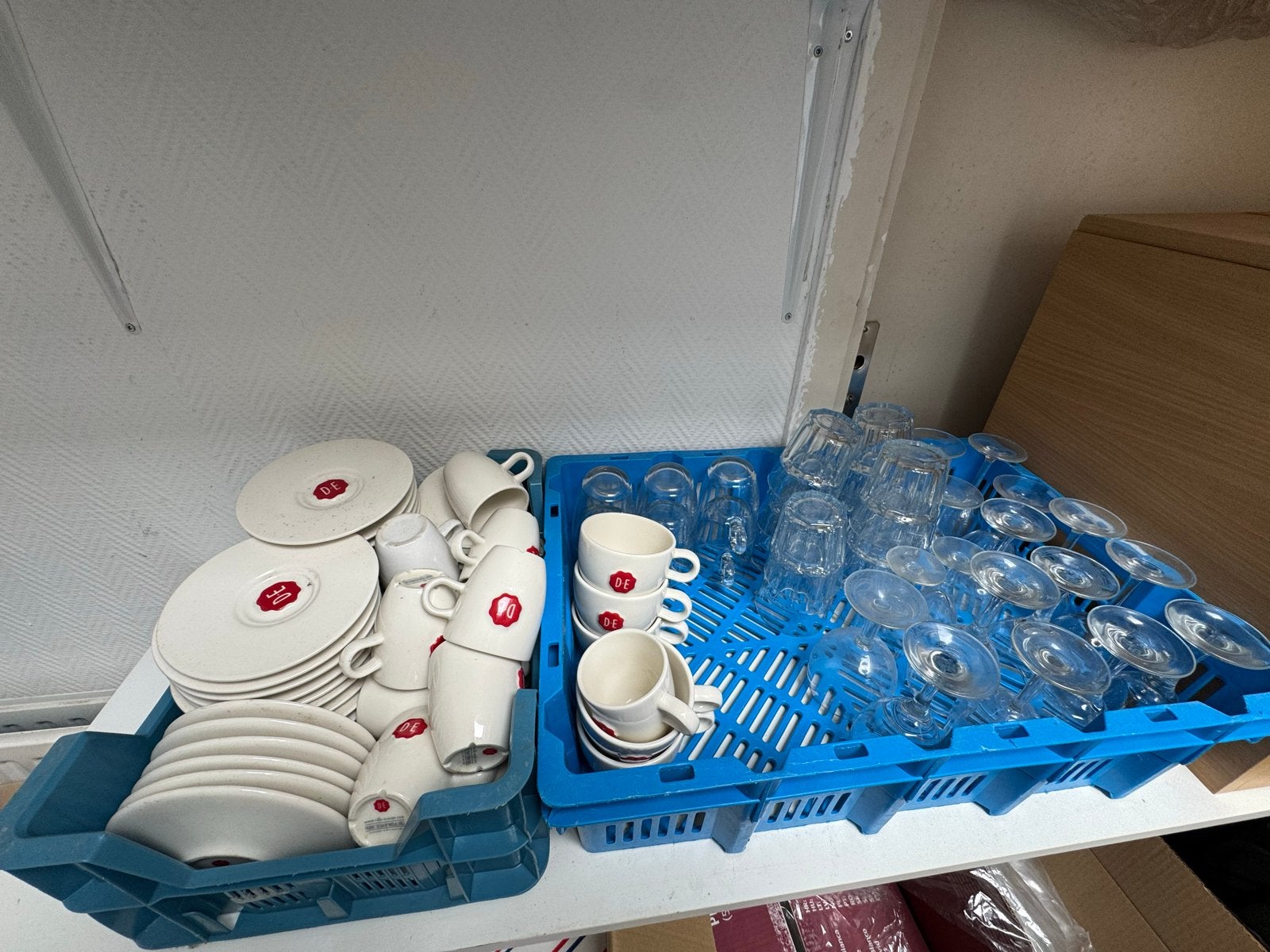 Diverse glazen en DE servies: Pickwick, IKEA, wijnglazen, Ophalen, Glas of Glazen, Gebruikt, IKEA