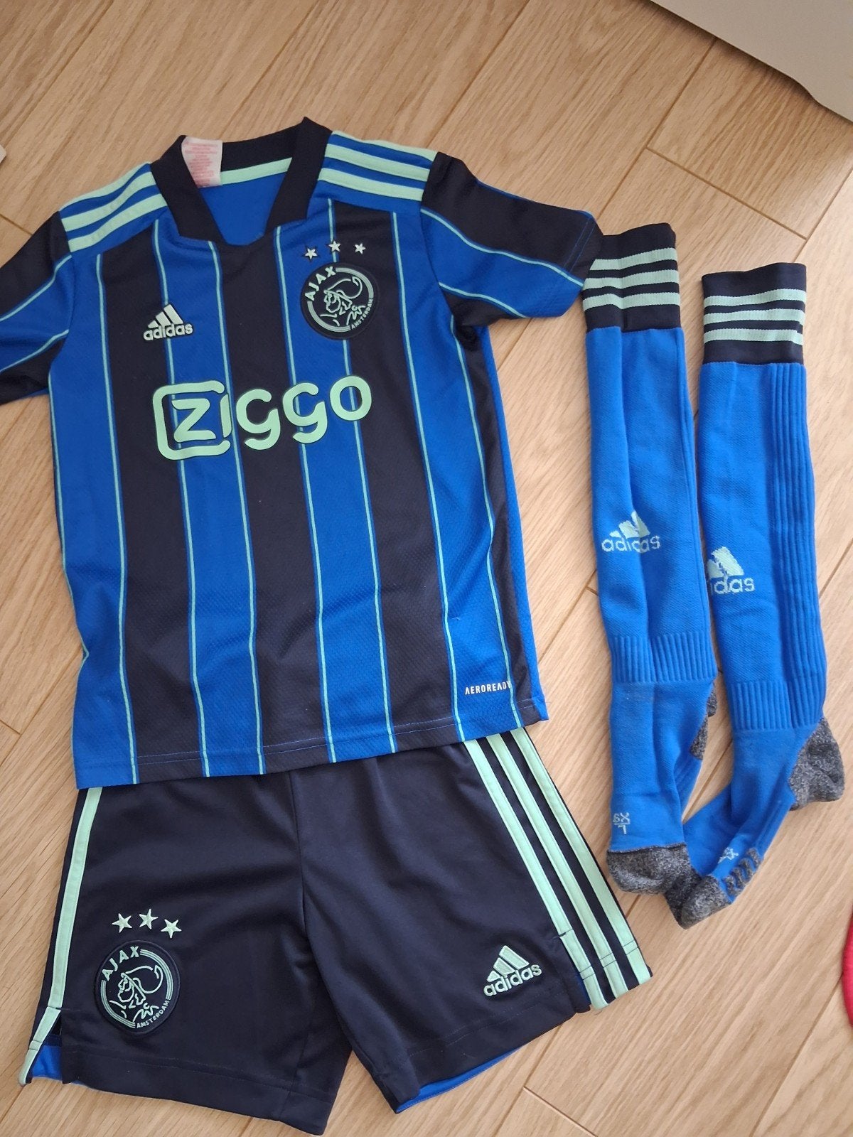 Ajax voetbal setje maat 140, Maat XS of kleiner, Ophalen of Verzenden, Gebruikt