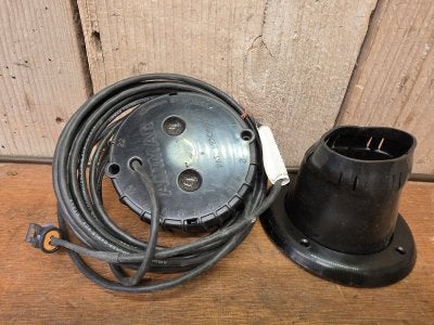 Airmar P79 In Hull Transducer, Niet ingevuld, Gebruikt, Niet ingevuld, Niet ingevuld