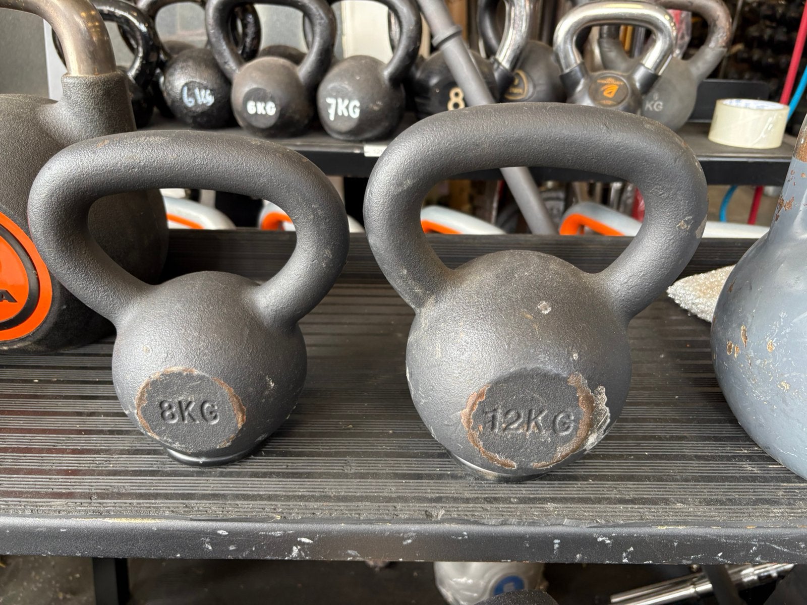 Kettlebell 8 en 12 kg kettlebells gewichten, Gebruikt, Gewichten, Ophalen of Verzenden, 8 en 12 kg