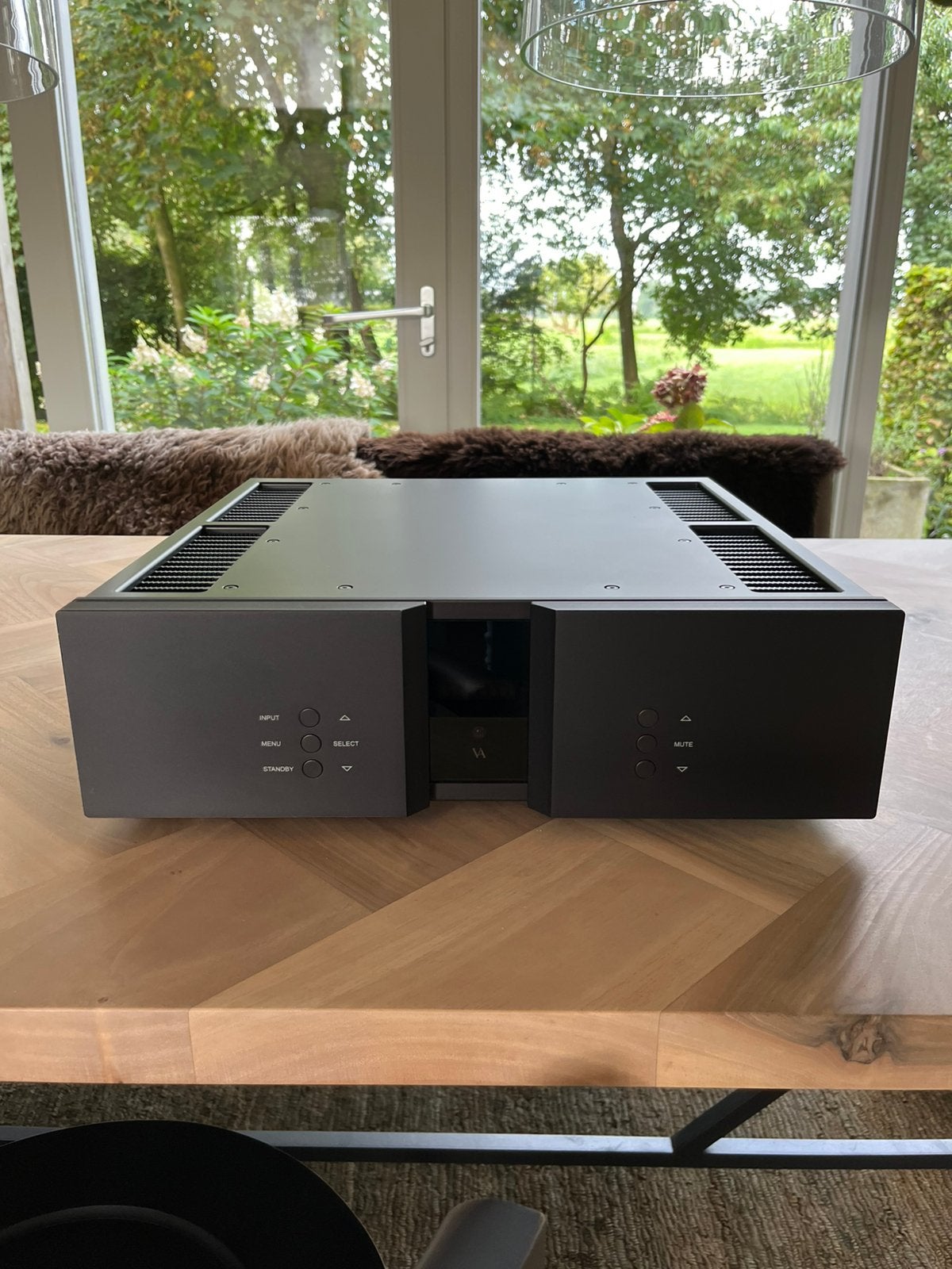 Vitus audio SIA 025, Ophalen, Zo goed als nieuw, 120 watt of meer, Overige merken