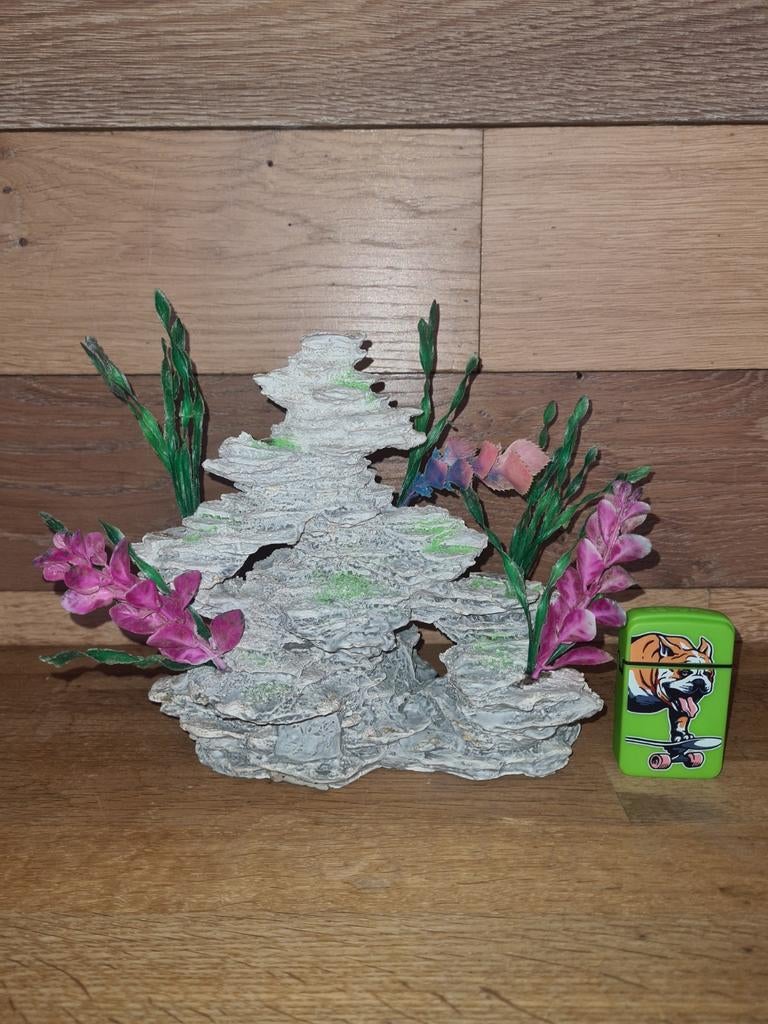 Aquarium decoratie 19H x 23B, Verzamelen, Poppenhuizen en Toebehoren, Ophalen, Poppenhuis