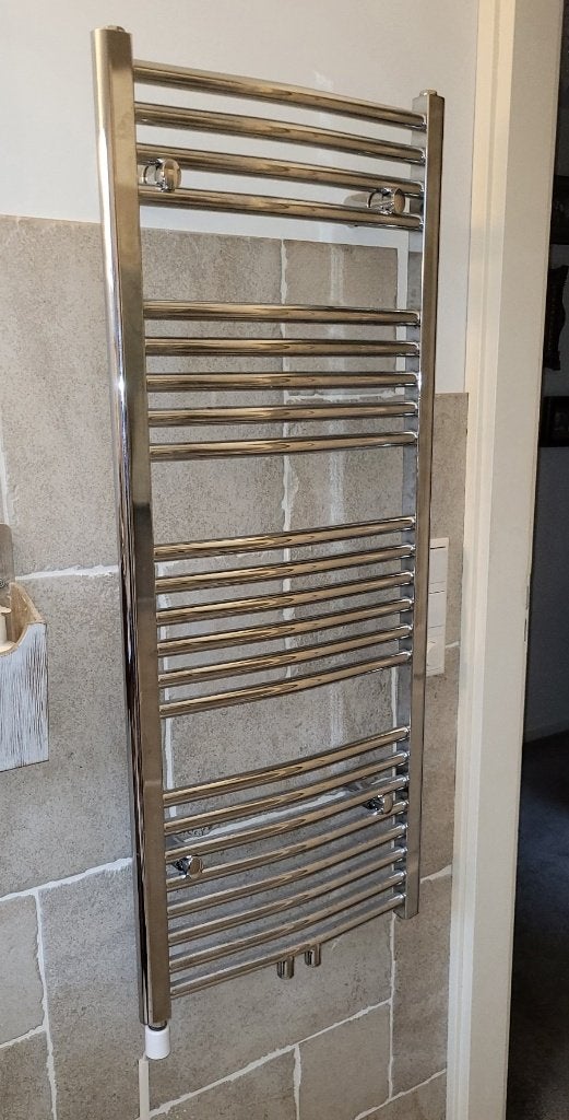 Electrische badkamerradiator, Doe-het-zelf en Verbouw, Ophalen, 500 tot 800 watt, Radiator, Minder dan 60 cm